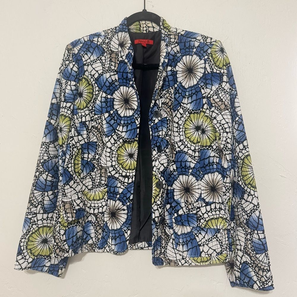 Joni B button down geometric pattern blazer